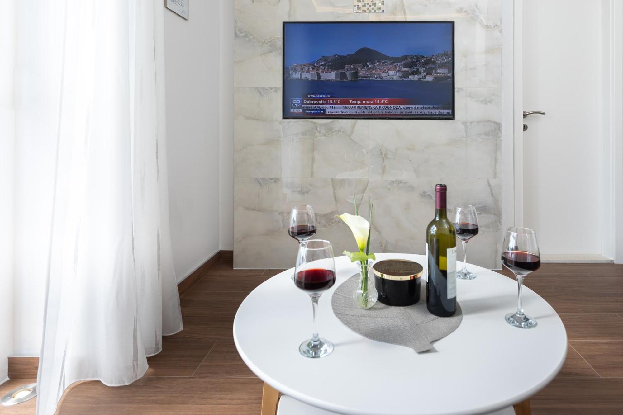 Apartament Flora